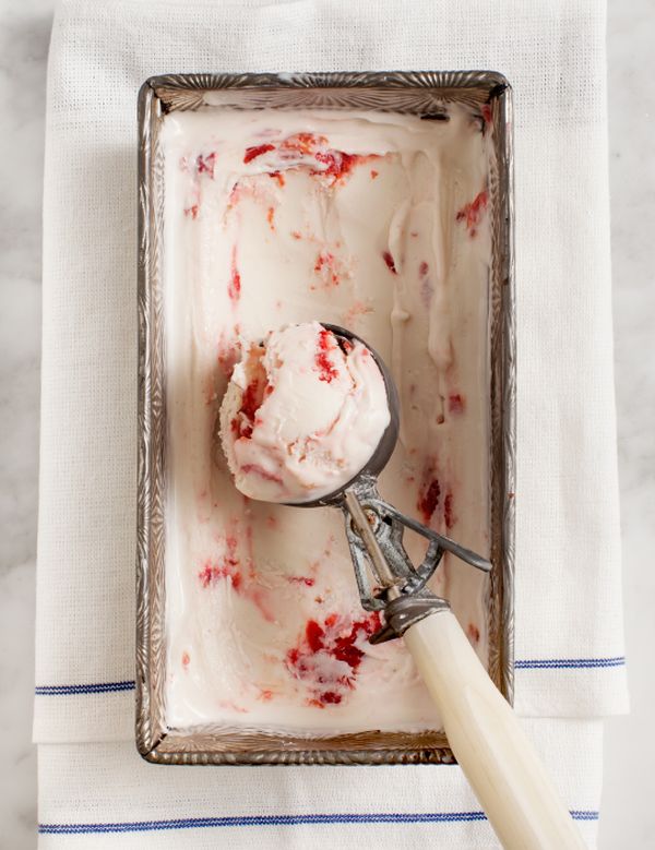 cherry-frozen-yogurt-recipe