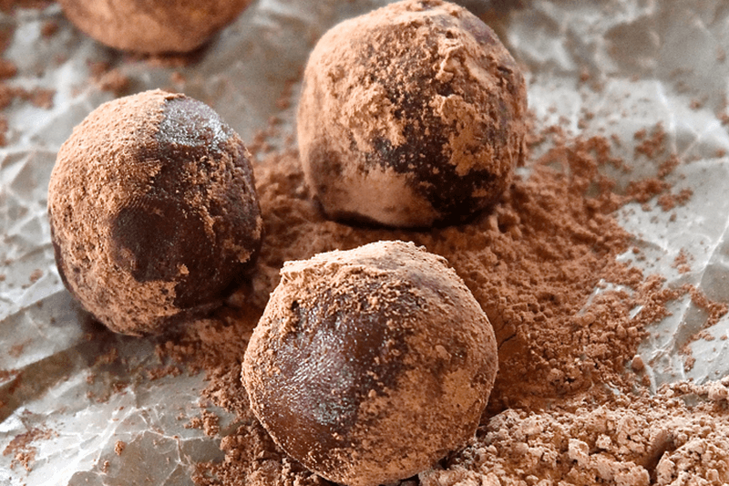 healthy sweet chocolate truffles