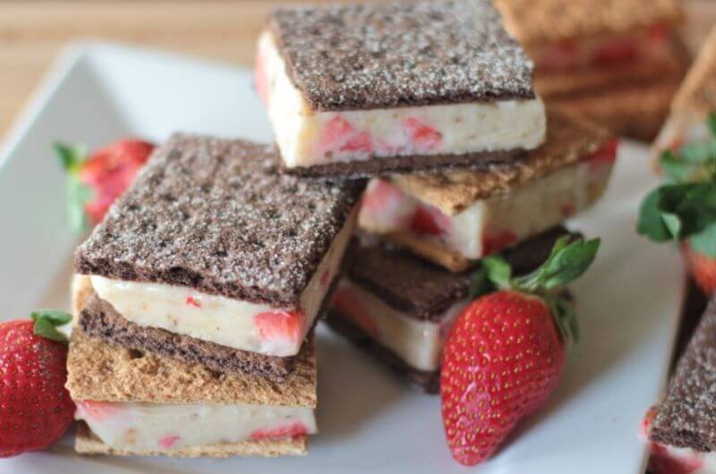 strawberry banana ice cream sandwich recipe
