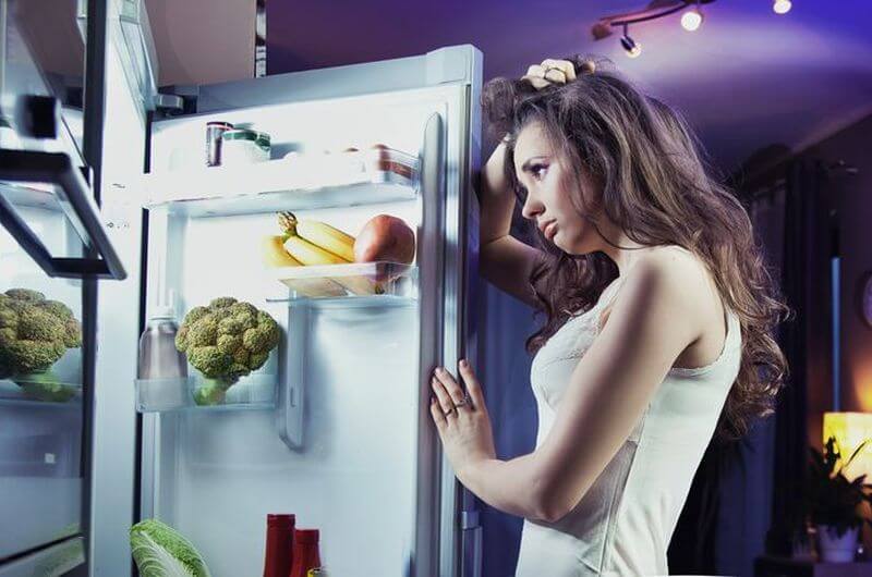 girl confused with food