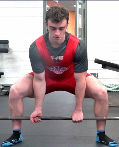 sumo deadlift form