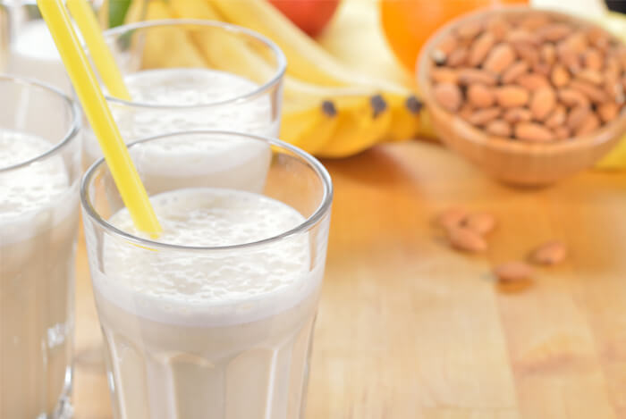 banana almond smootie