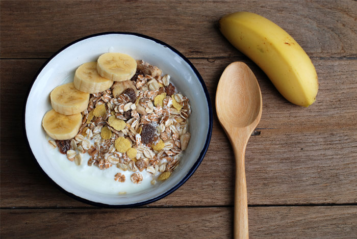 oats banana slices 