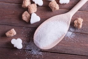 5 Simple Tips to Stop Excess Sugar Creeping in to Your Diet