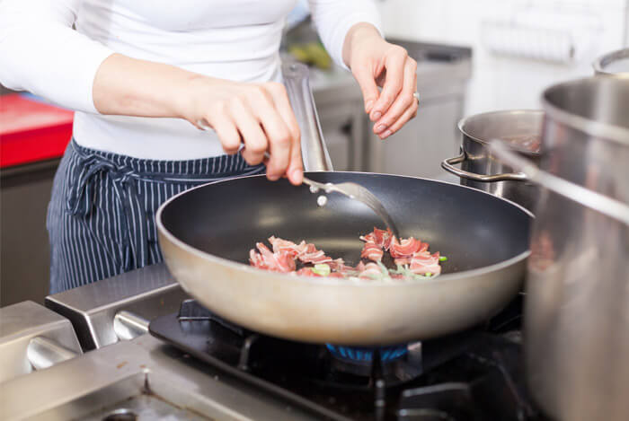 non stick pan on heat