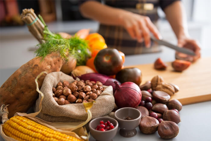 woman eating healthy food