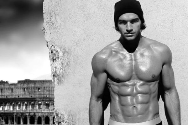 Can you get abs while bulking? The truth - Boxlife Magazine