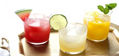 20 Low-Calorie Cocktails That You Can Enjoy Guilt-Free