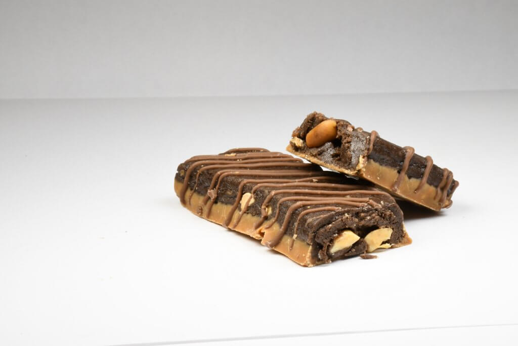 legion protein bar chocolate chip peanut butter