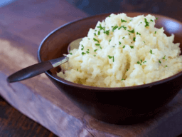 10 Delicious Mashed Potato Recipes Under 300 Calories