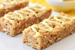 20 Healthy Granola Bar Recipes That Blow Away Store-Bought Junk