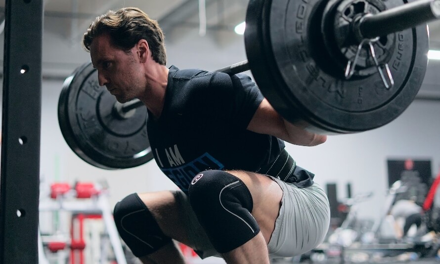 Is It Bad If My Knees Pass My Toes During Squats? - Muscle & Fitness