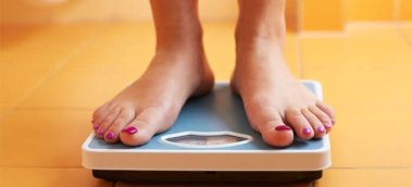 Why Does My Weight Fluctuate So Much? The Science of Daily Weight Fluctuation