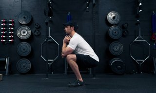 Goblet Squat: Form, Form, Muscles Worked, & Common Mistakes