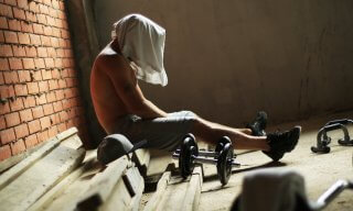 Four Signs You’re Overdoing It in the Gym