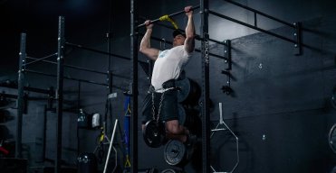 How Many Pull-ups Should I Be Able to Do? Standards for Men & Women