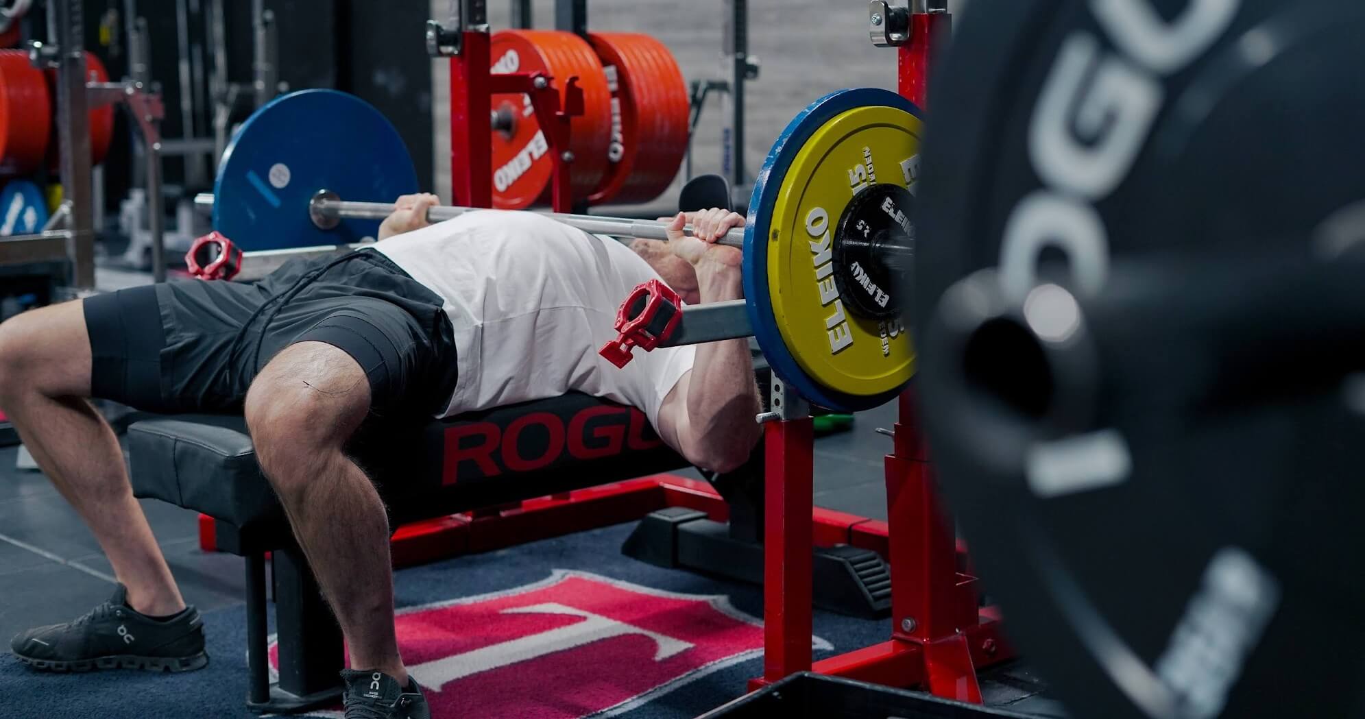 how to work upper chest