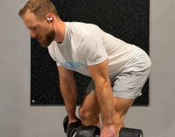 The Best Way to Do the Dumbbell Romanian Deadlift